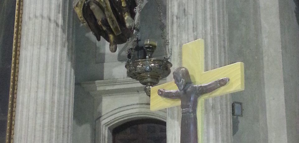 El hombre no puede vivir sin orar, lo mismo que no puede vivir sin respirar ( Juan Pablo II )