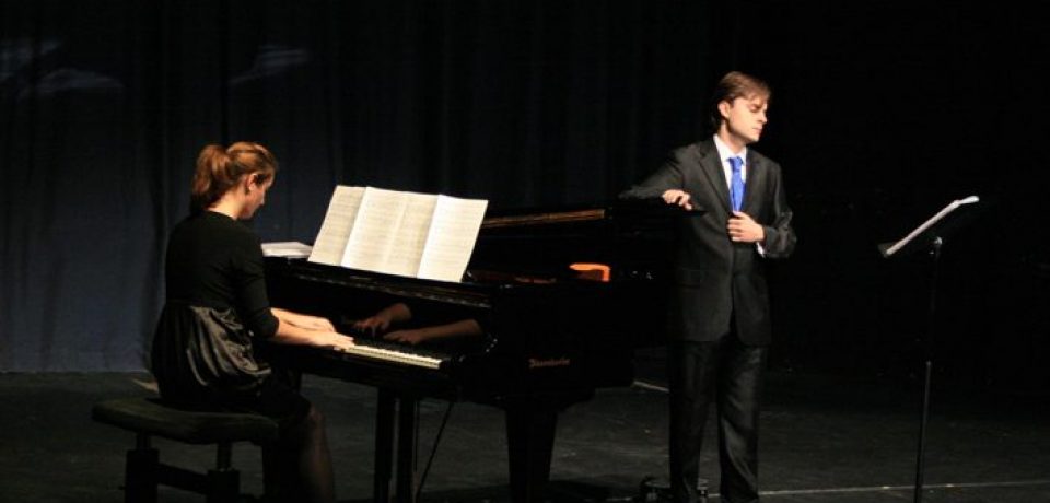 Pablo García-López va a ofrecer un concierto el próximo 19/12/2016 a beneficio de los proyectos de la Fundación Bangassou.