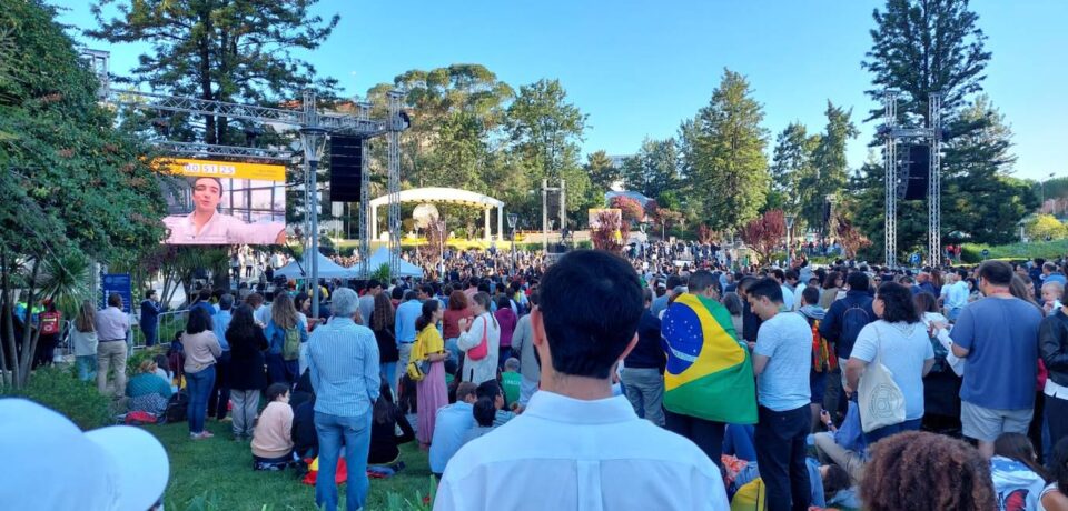 “No sean administradores de miedos, sino emprendedores de sueños”