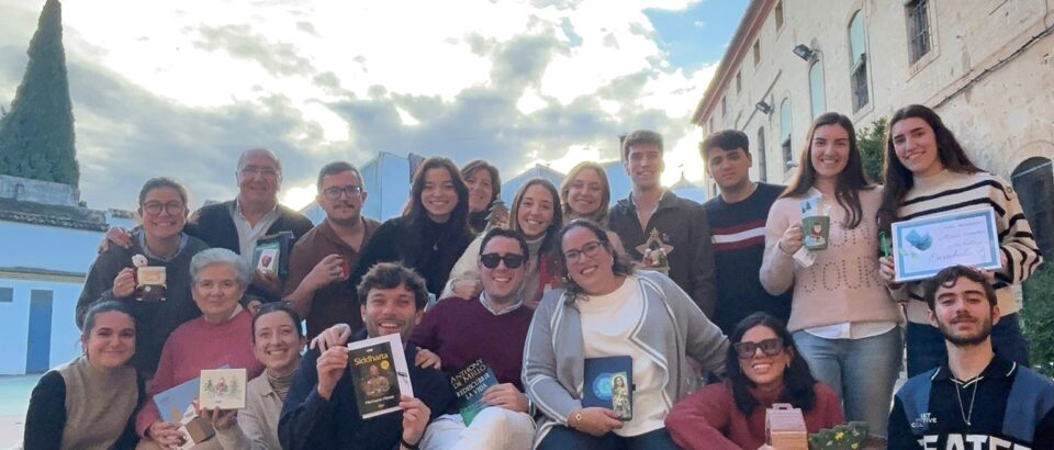 Comida de Navidad CERCA JOVEN